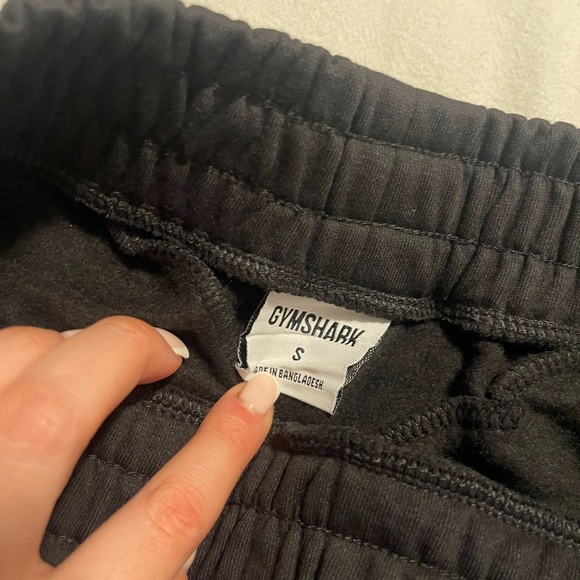 Gymshark sweat shorts - Picture 3 of 3